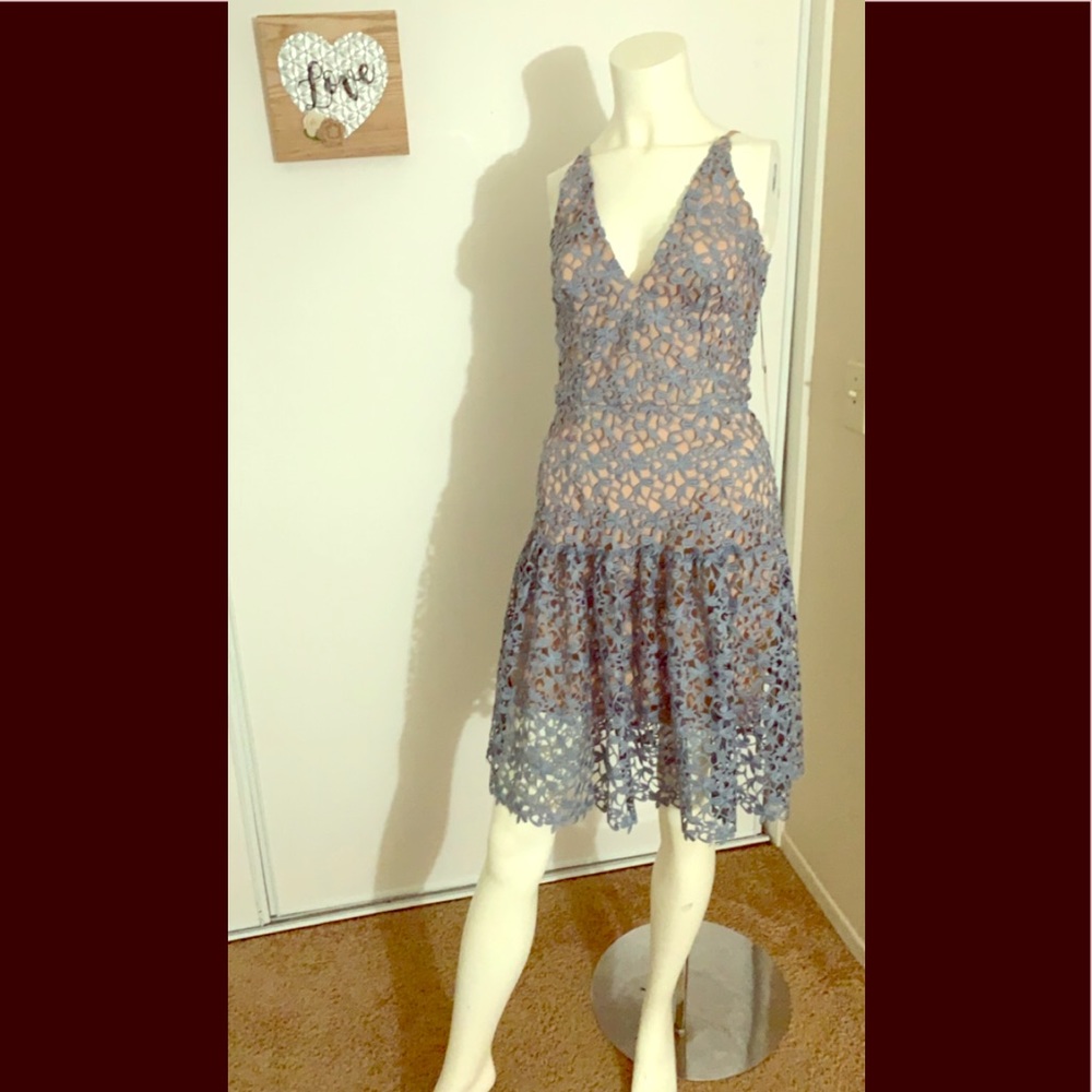 DRESS THE POPULATION COCKTAIL DRESS W/LACE OVERLAY